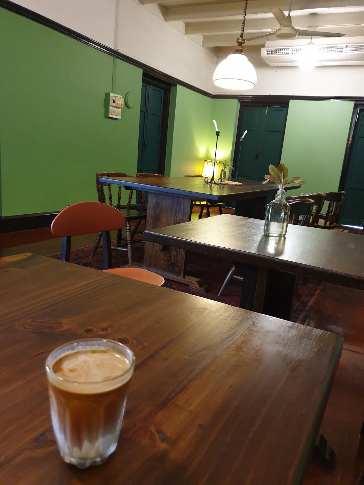 The cafe in Bangkok in 1899