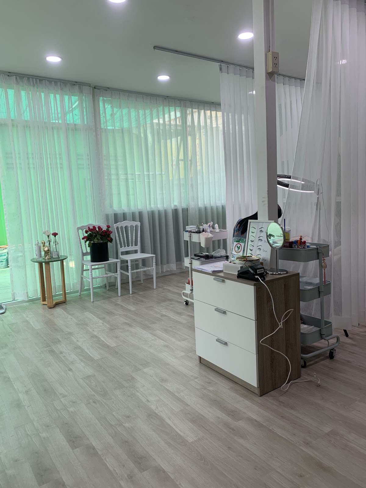 Lash x Brow Official