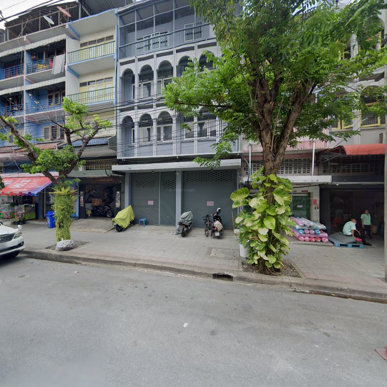 Ultimate Professional Salon, complete beauty services