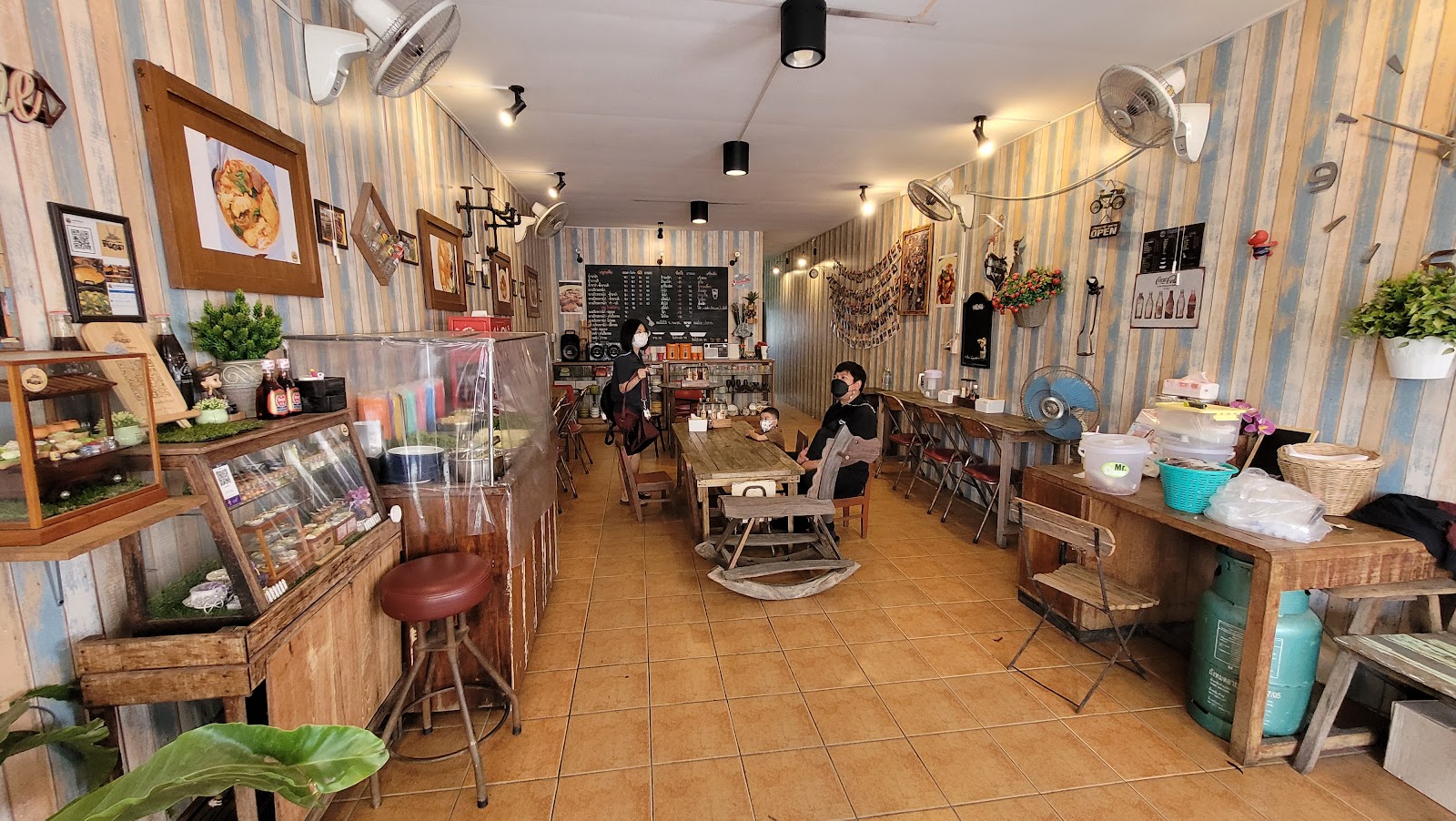 Khanom Jeen Chuen Ula @ Theparak Watcharaphon