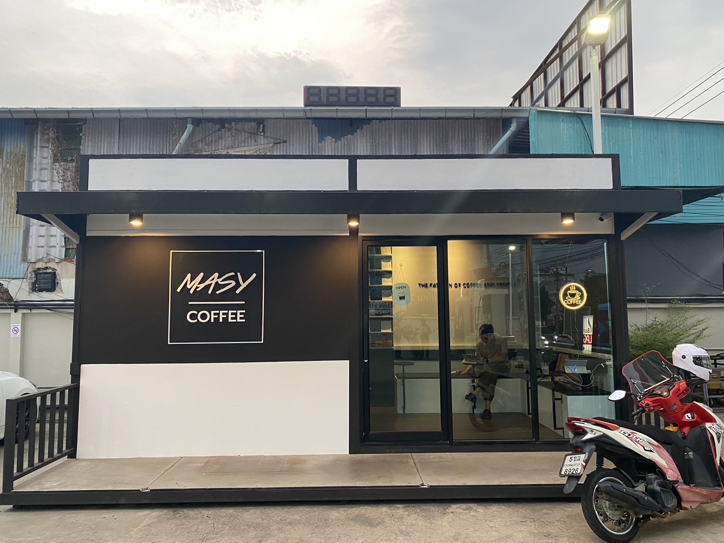 MASY Coffee @ Saimai 62