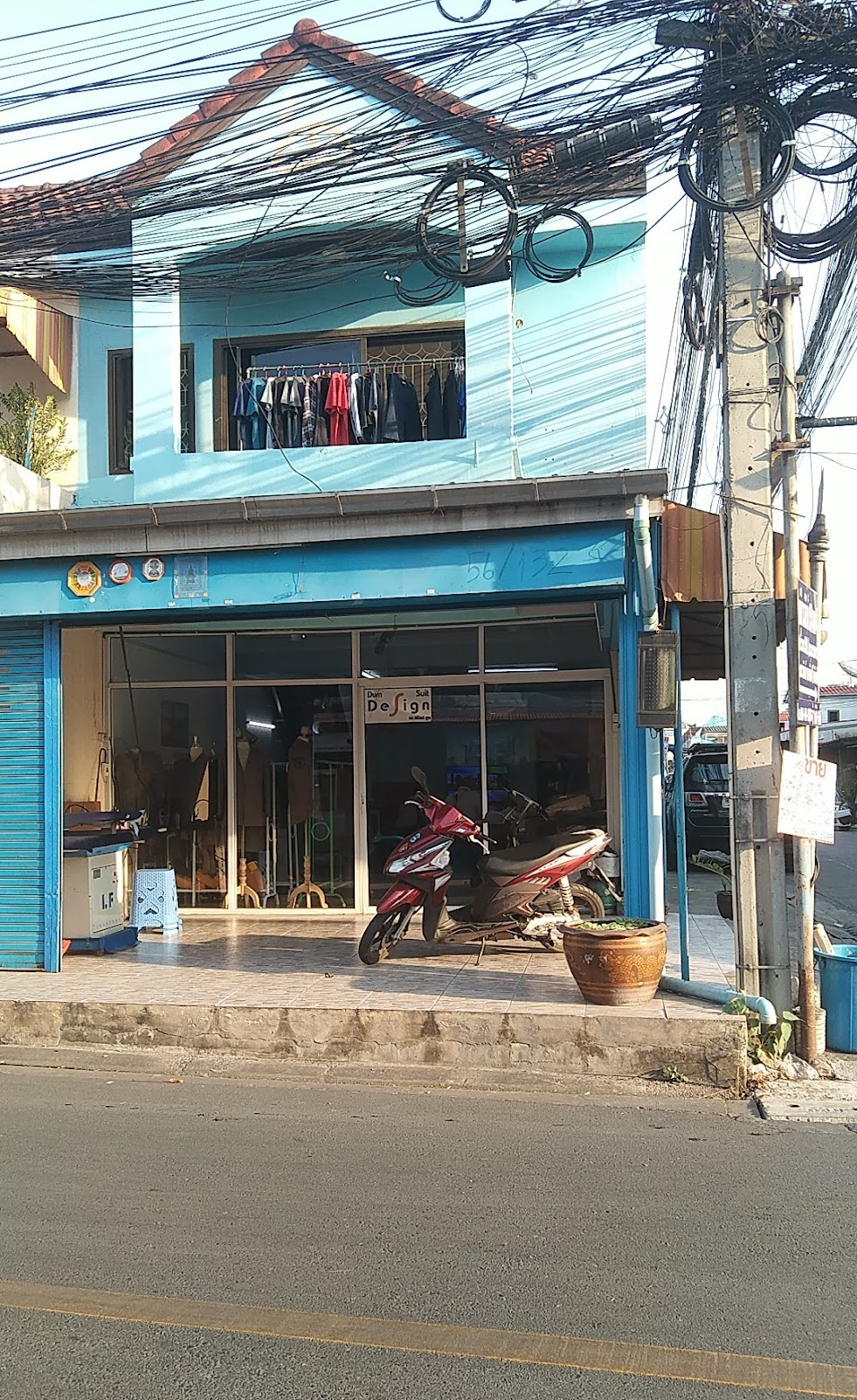 Sirisa (Beauty, Eyebrow Tattoo & Manicure)