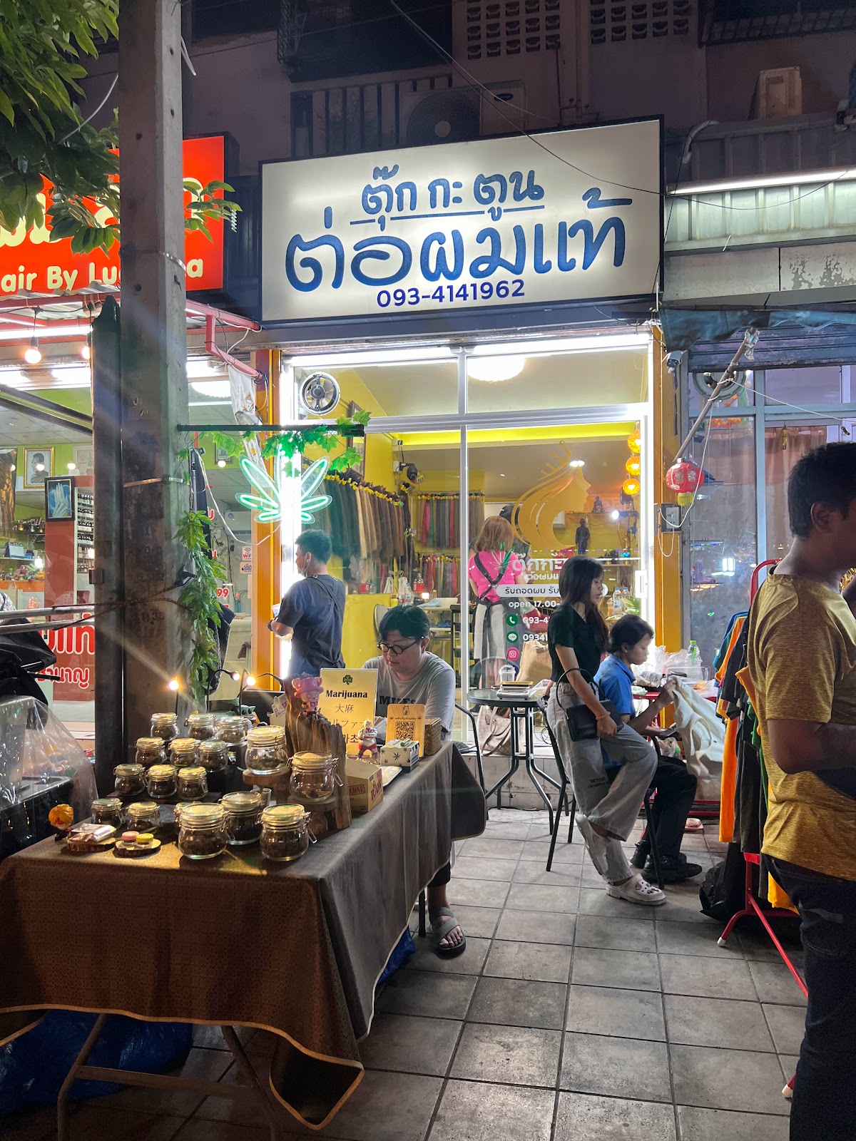 Tukkatoon, Real Hair Extensions, Huai Khwang