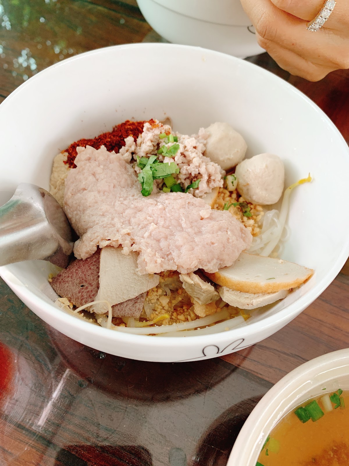 Sakuna, traditional recipe lemon tom yum noodles