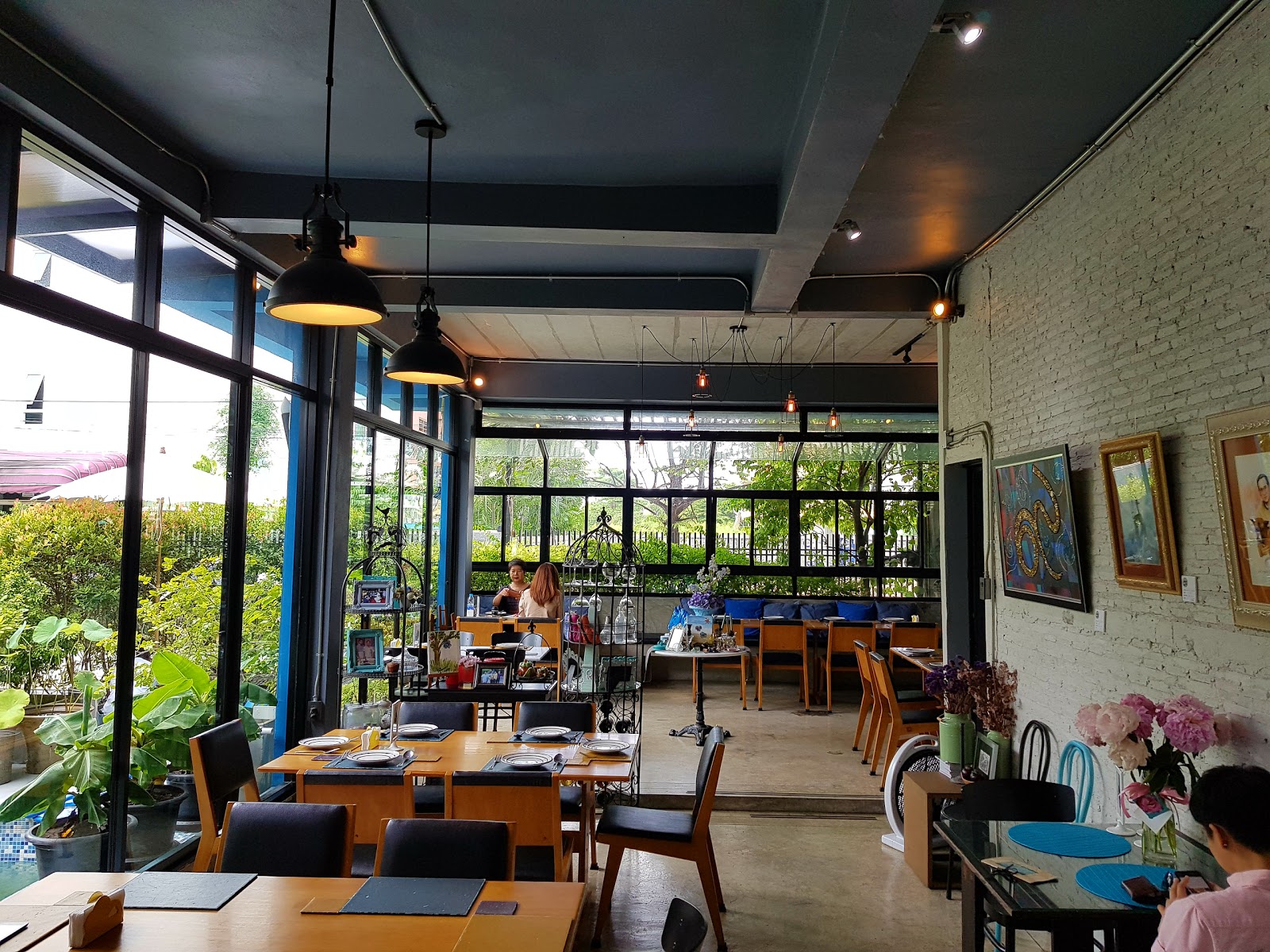 Mangosteen Cafe @ Ratchaphruek