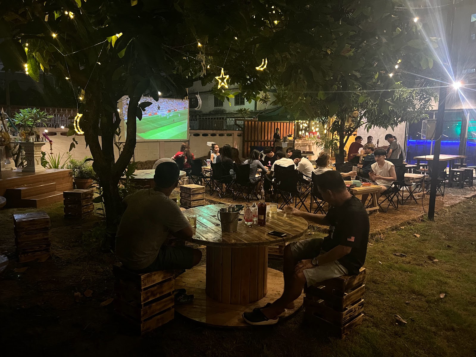 8Cave By Yum Lam Roi