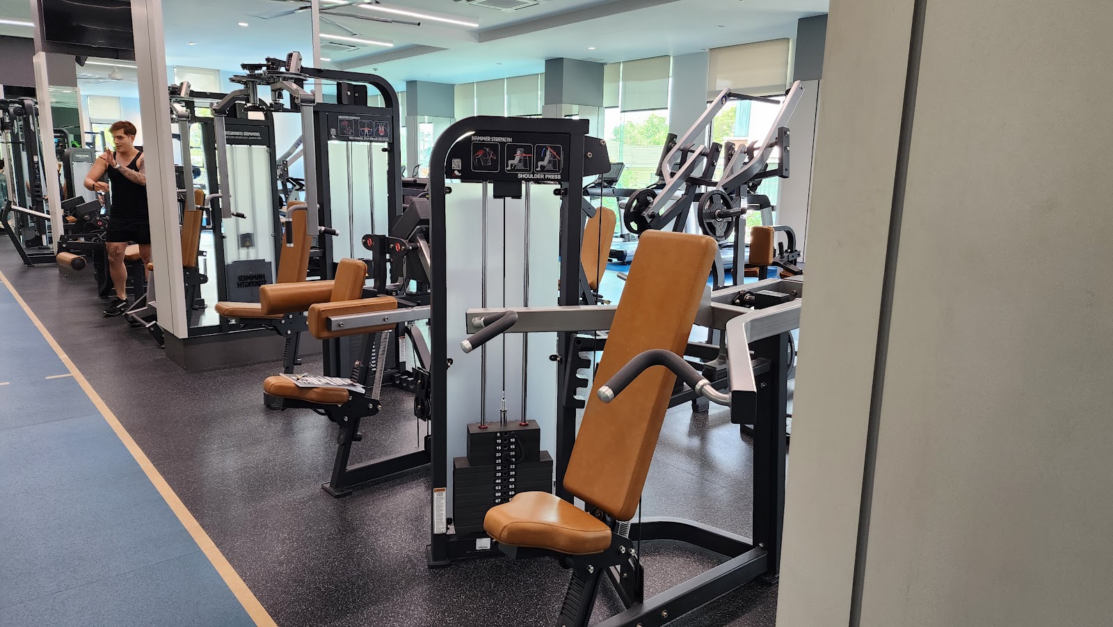 Stage Find The Real U