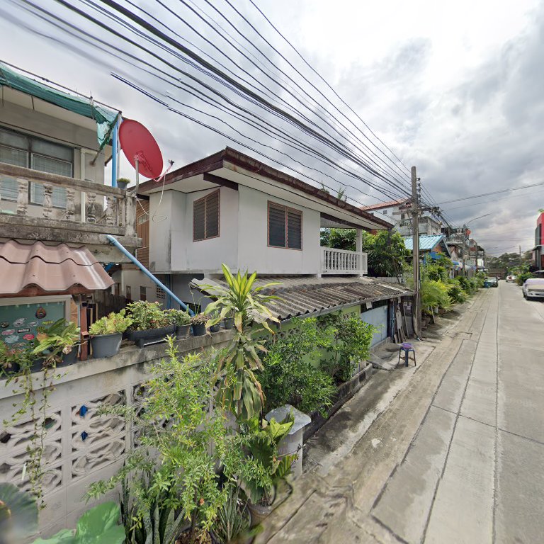 Uncle Sompong Shop