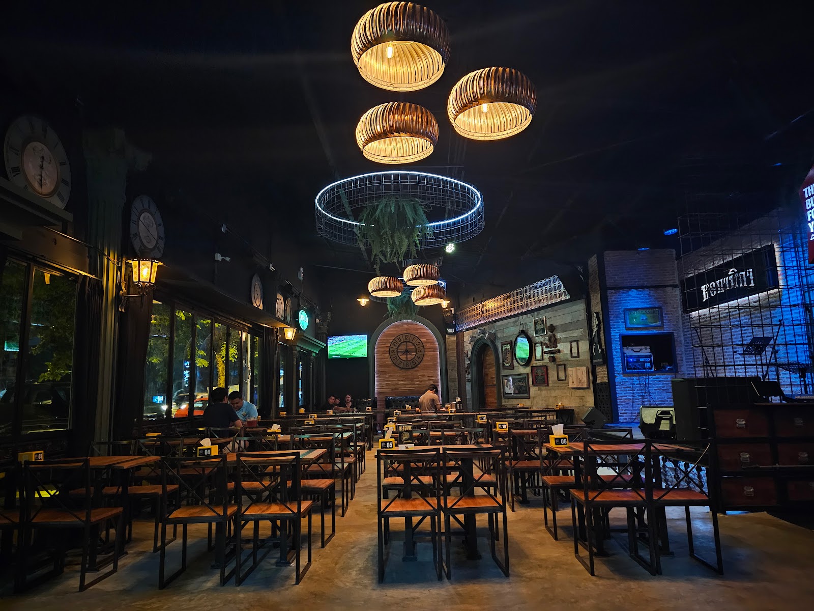 Phutthamonthon Clock Tower Sai 1