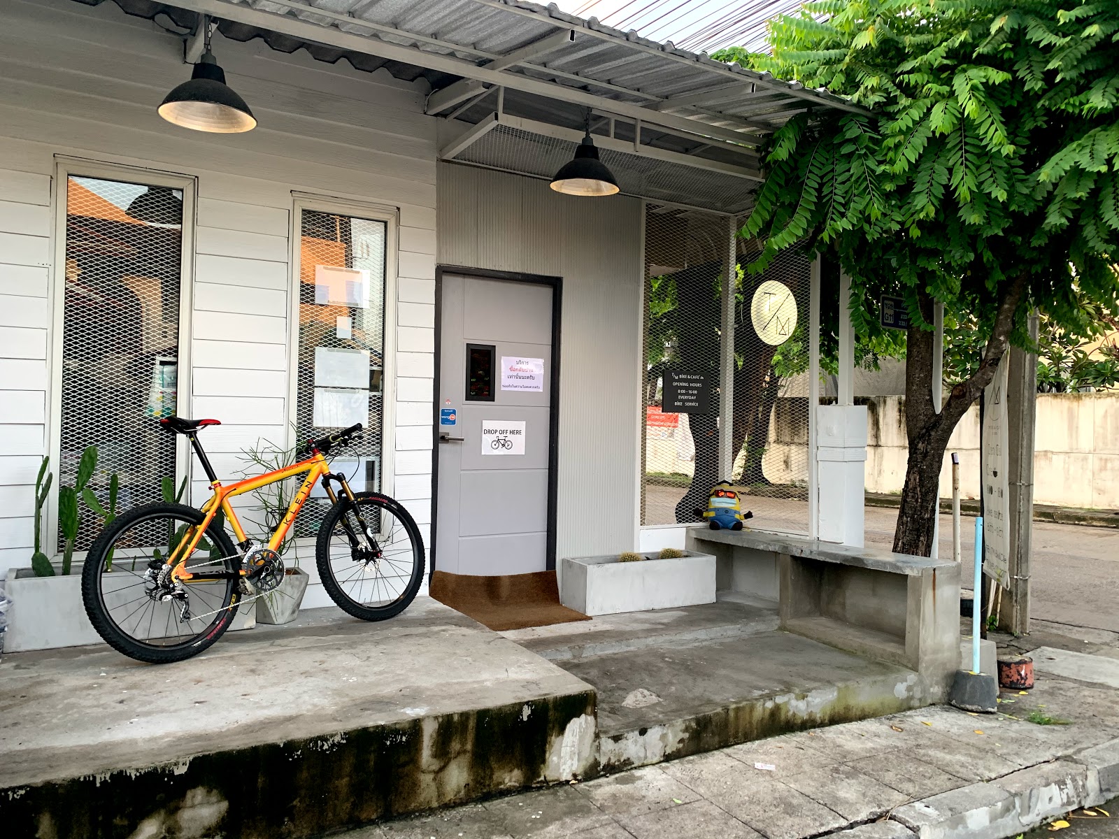 TM Bike & Cafe