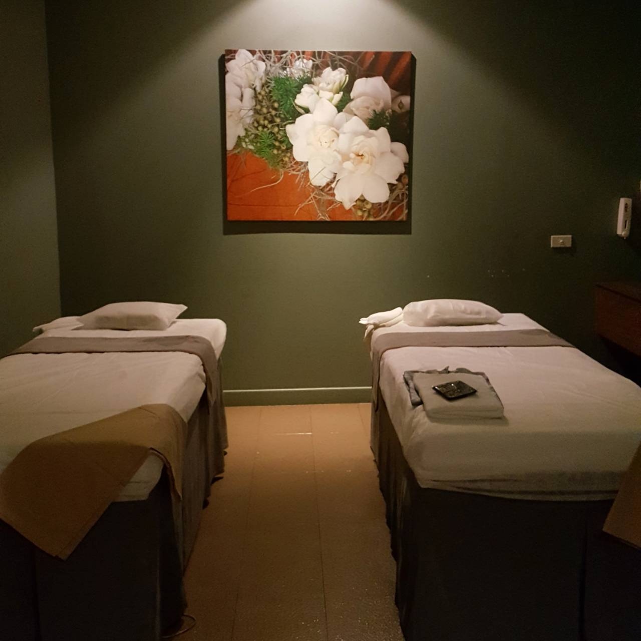 Let’s Relax Spa Terminal 21 Asoke