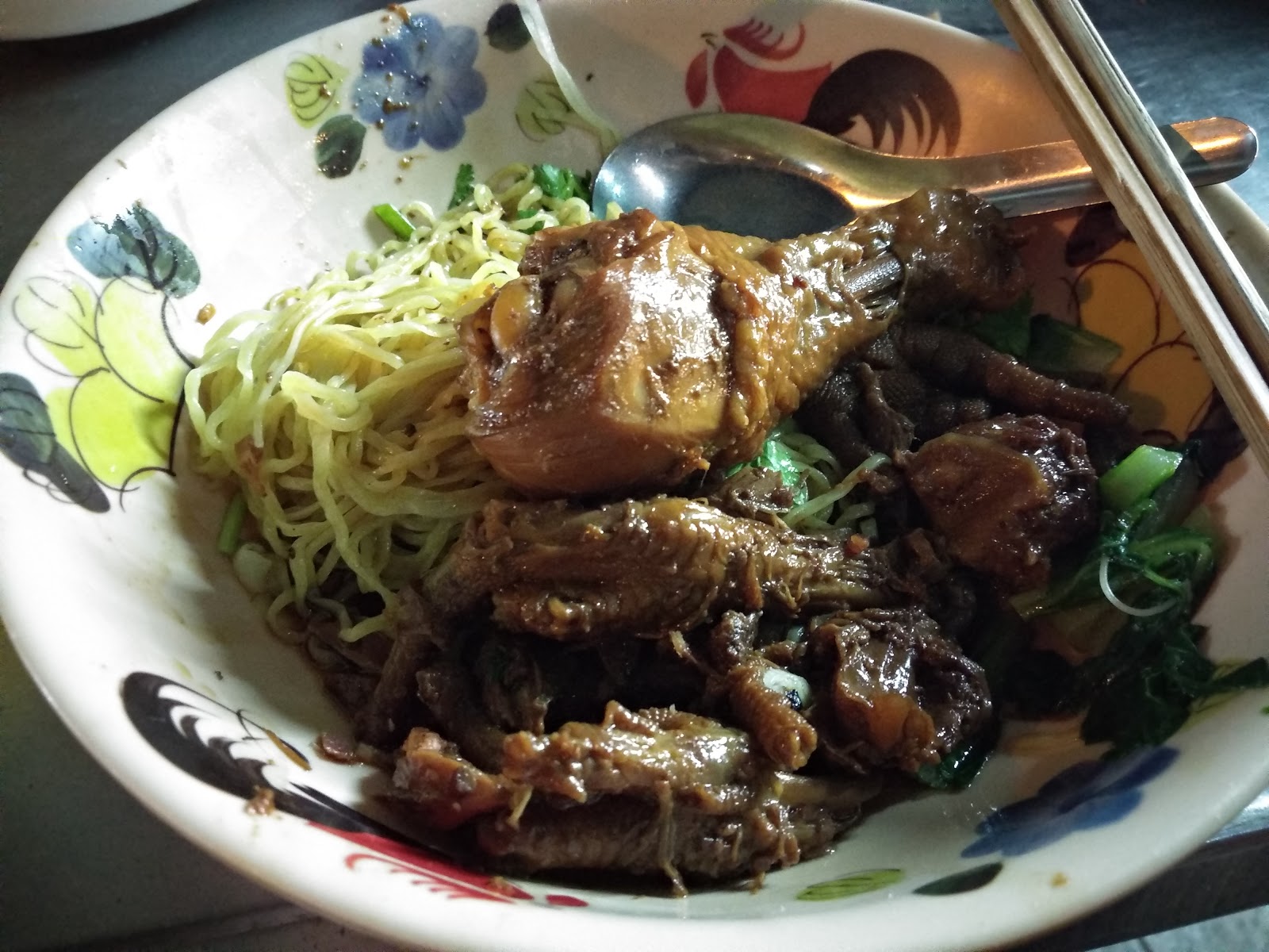 Sri Krung Tong Wonton Noodles