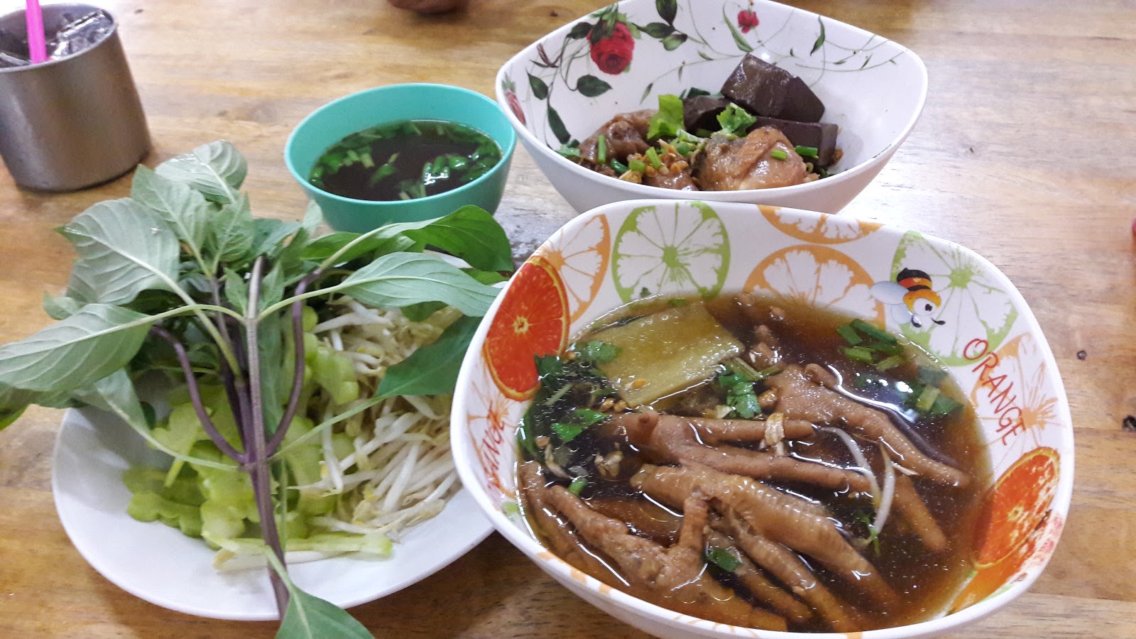 Muang Krung Bitter Melon Chicken Noodles Lat Phrao Wang Hin 80
