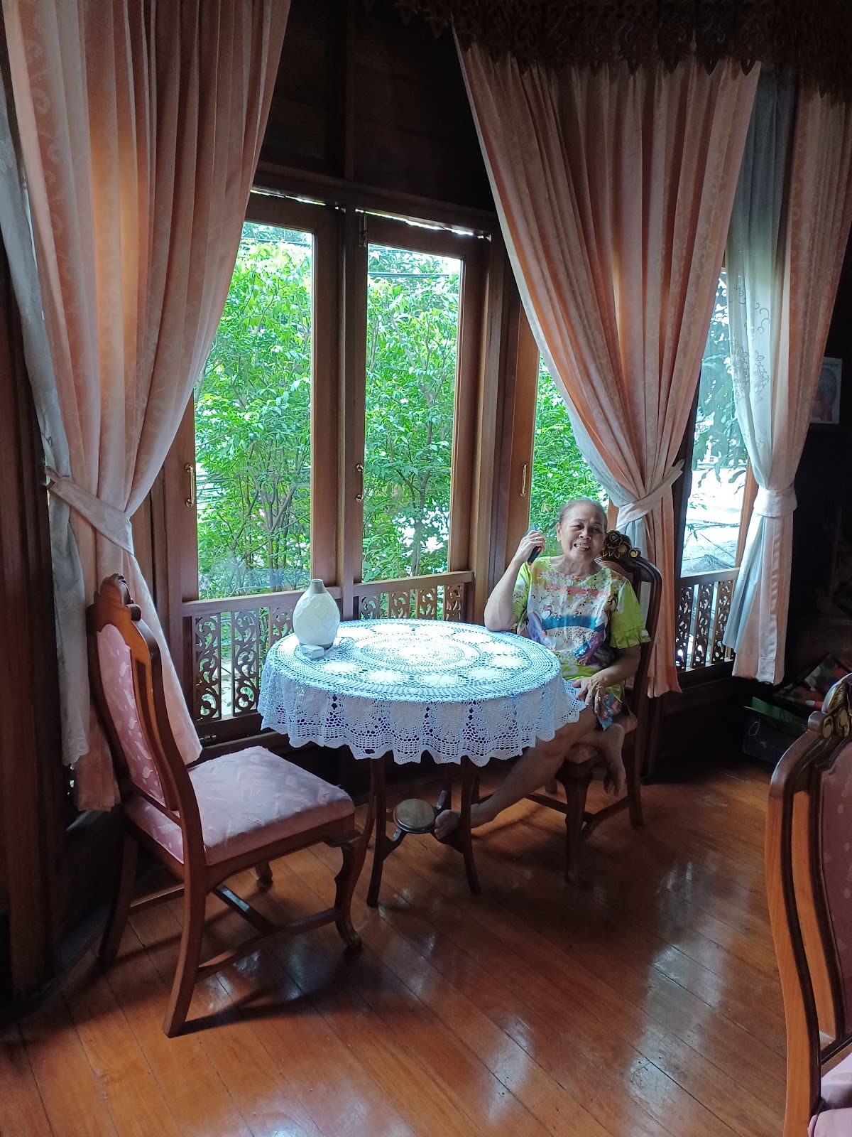 Aromatherapy School, Essential Oils School for Health