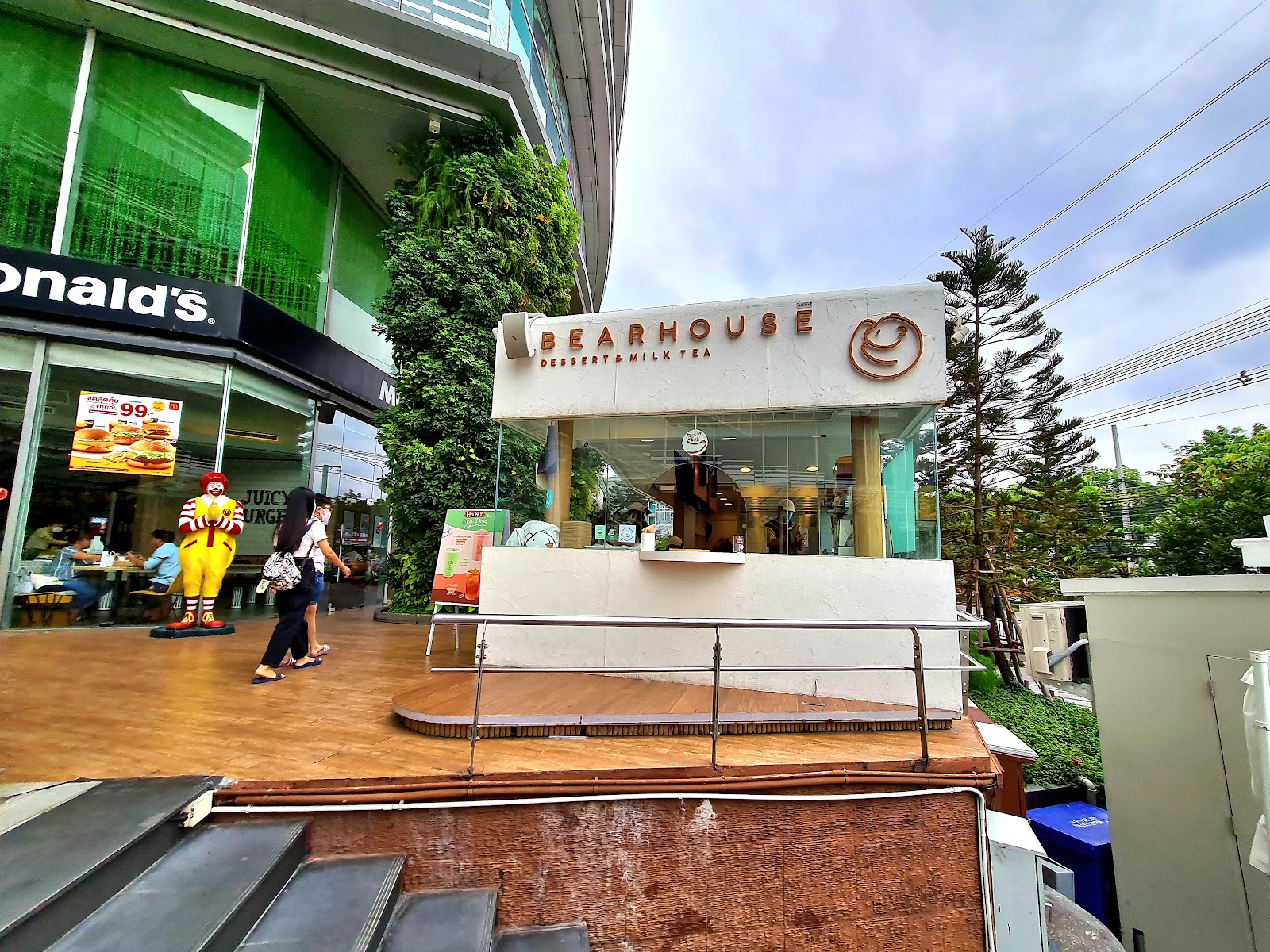 Bear House Esplanade