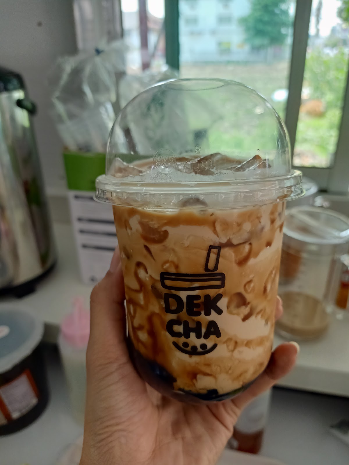 Dek Cha Restaurant (Klong Sam Wa)