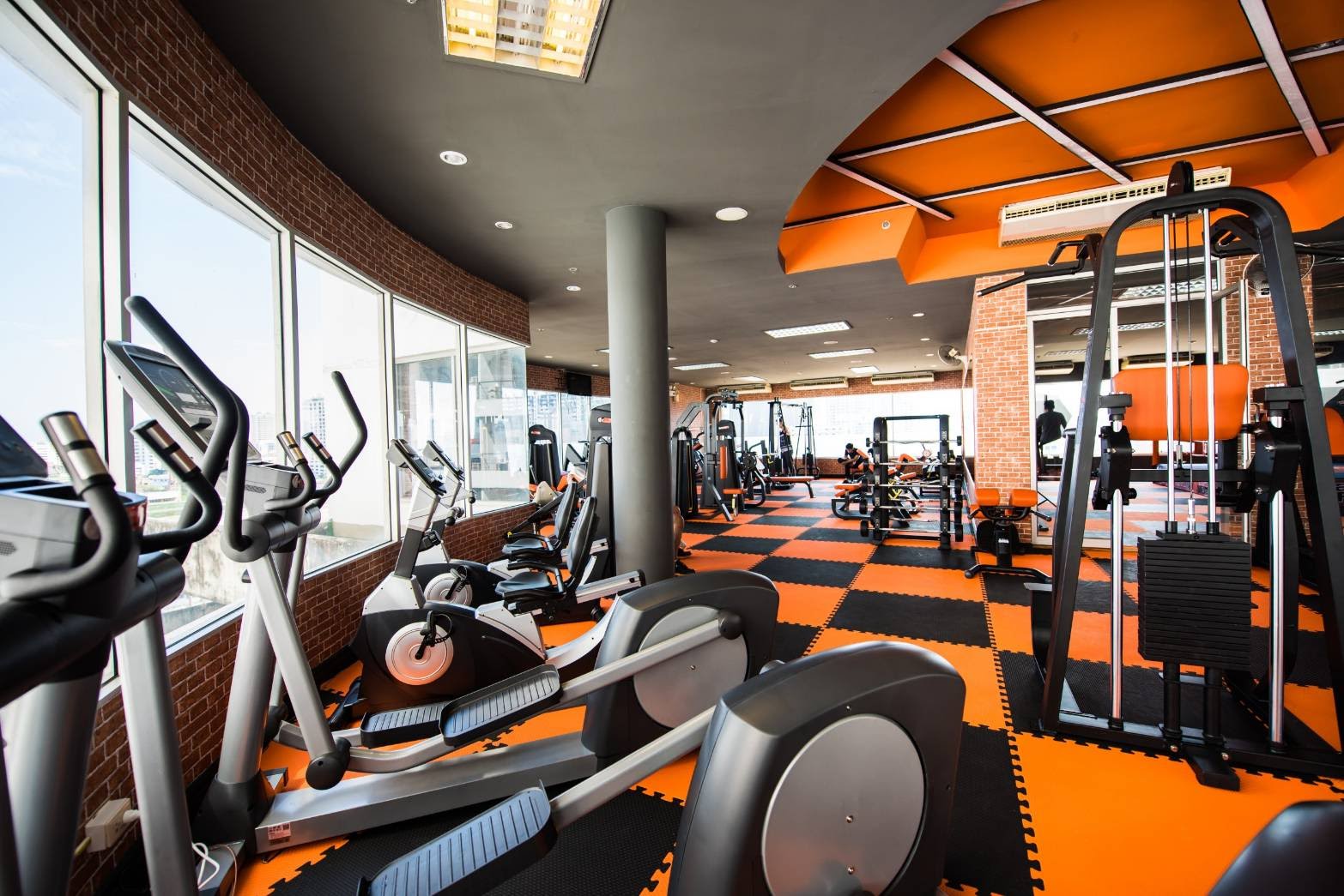 Muay Thai Family Sports Club Pahoriyothin 21