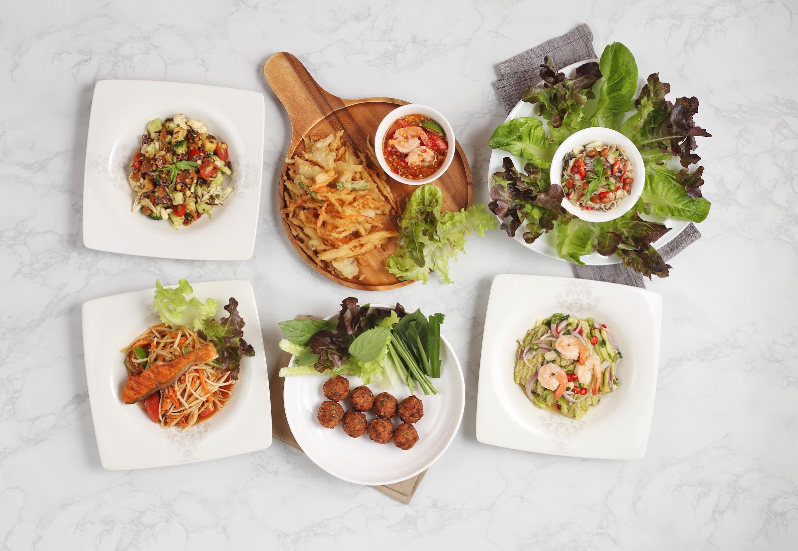 Tops Nakniwat Salad Organic Kitchen