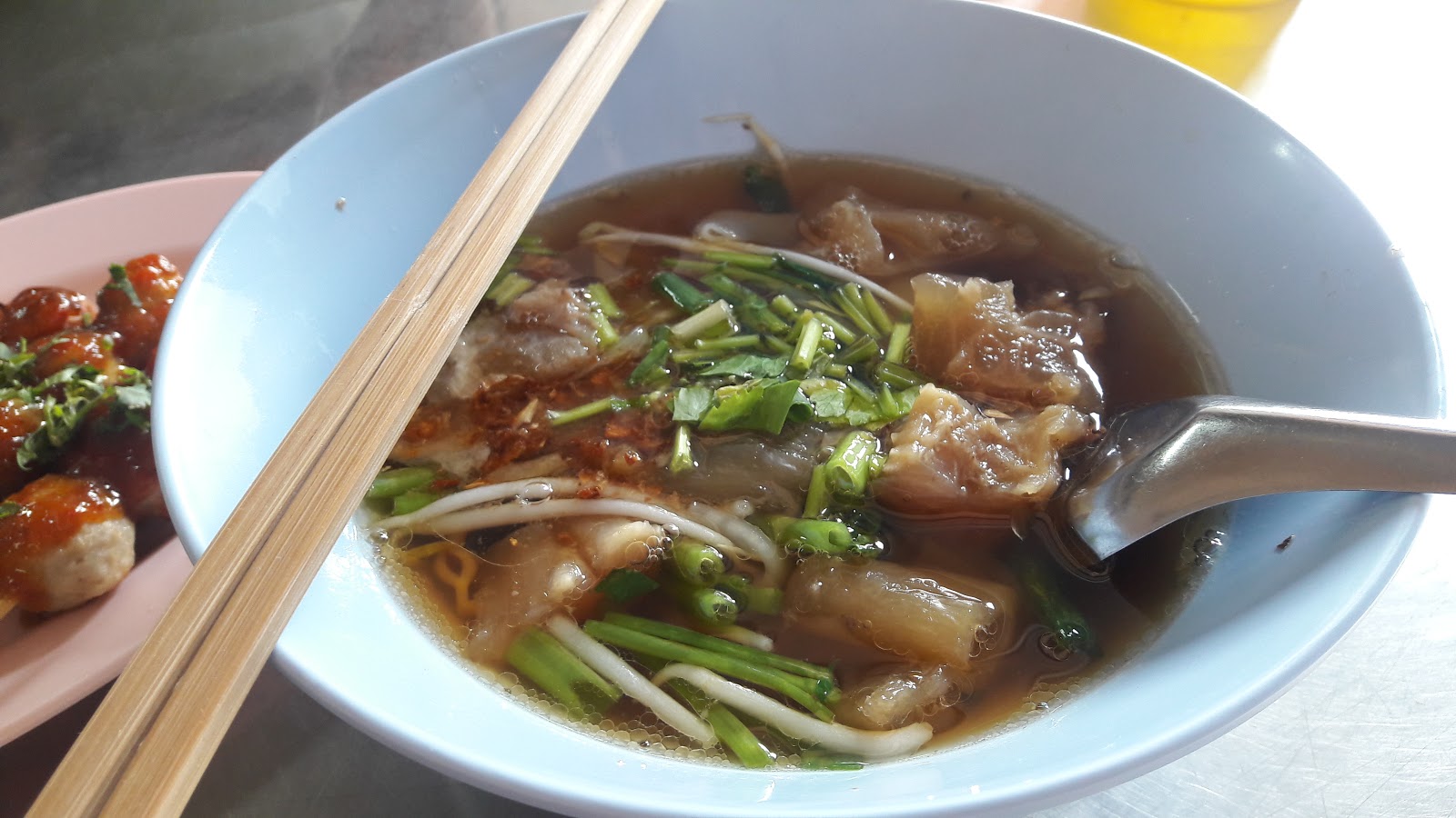 Beef noodles Wan Hin 24