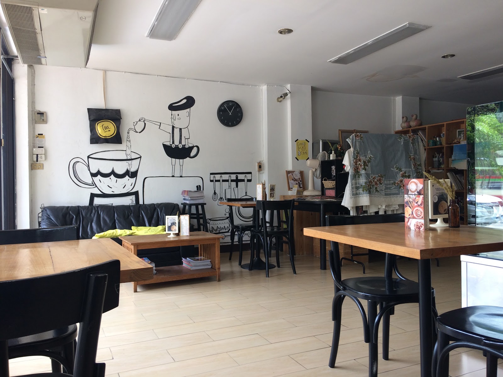 Good Luck’s (Home) Cafe