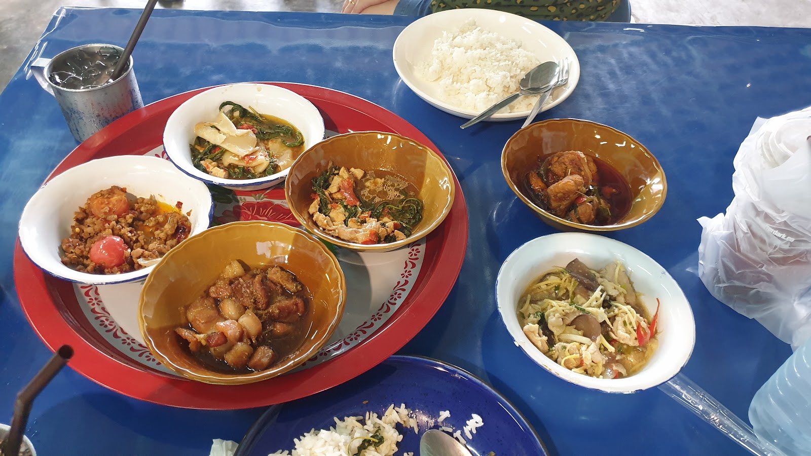 Wipa Kitchen Khao Kaeng Kanlapapruk