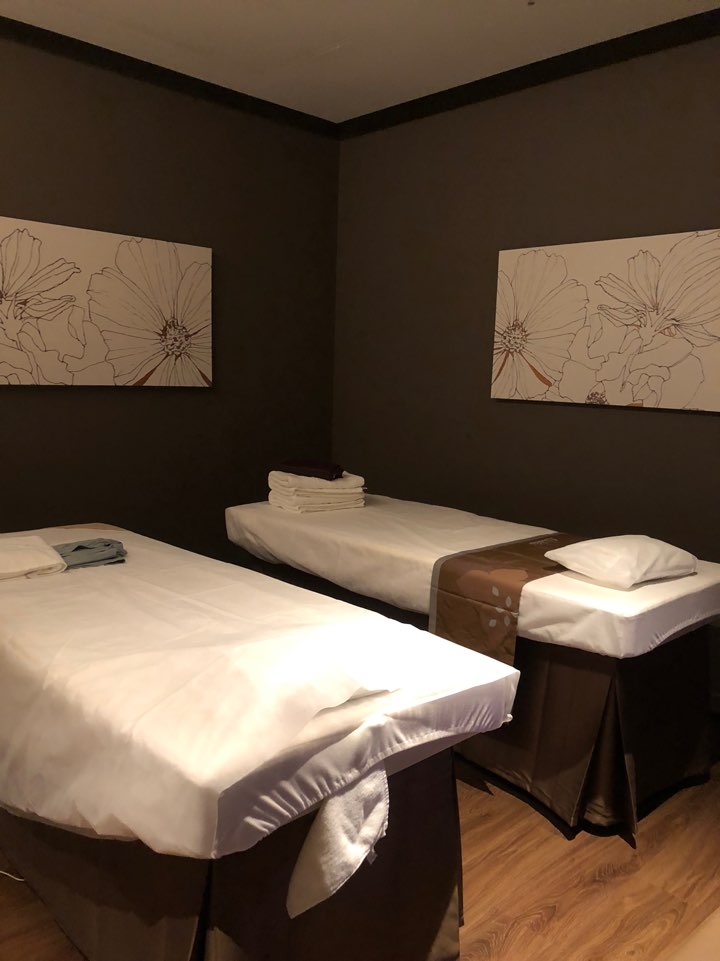 Let&#8217;s Relax Spa &#8211; Bangkok Central Embassy