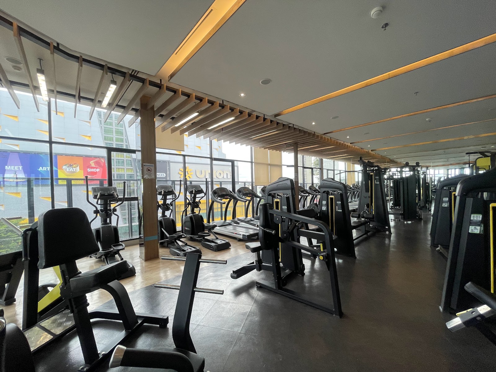 Urban Fit Ladprao by UHG