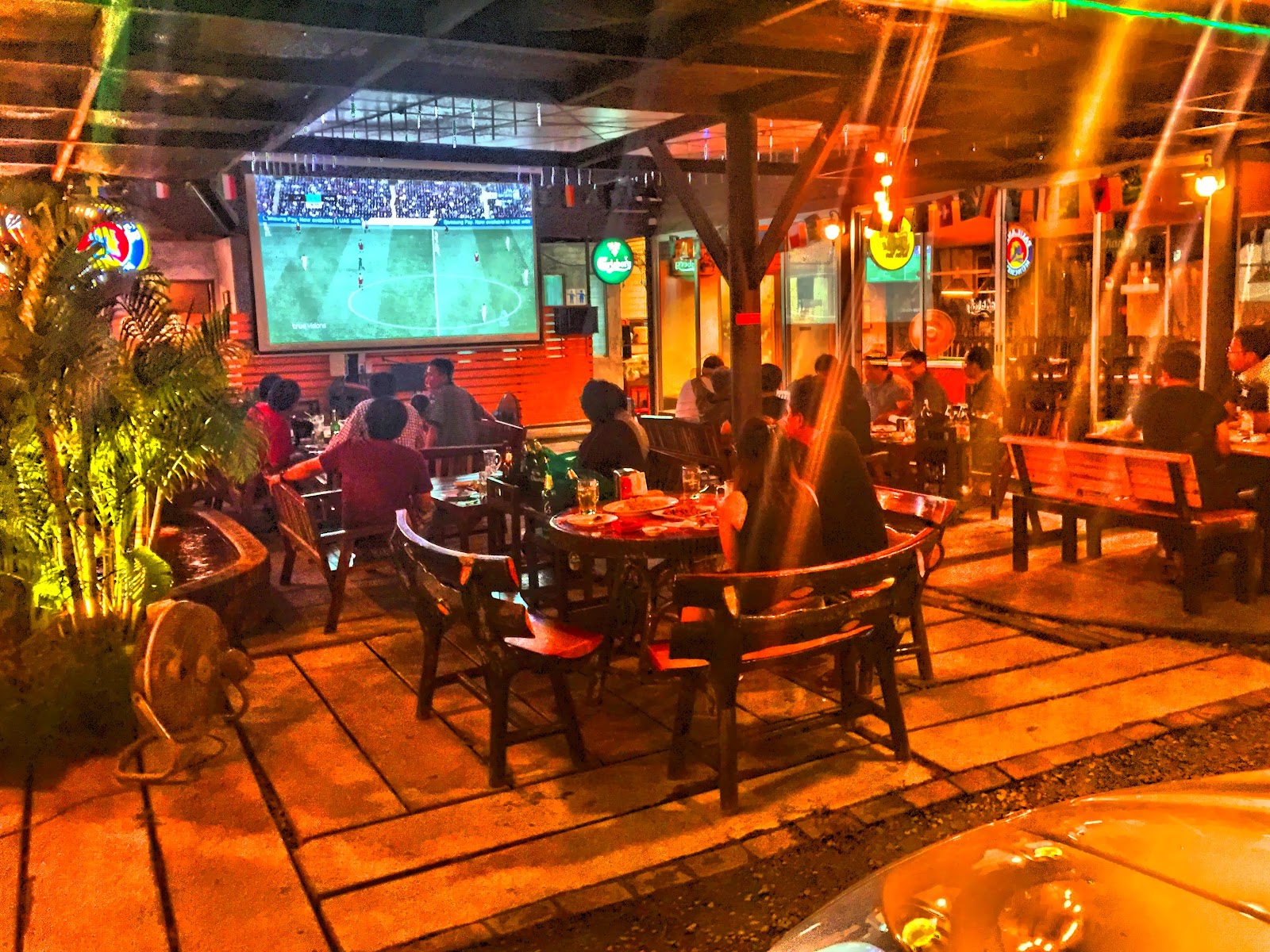 Imm BAR & RESTAURANT