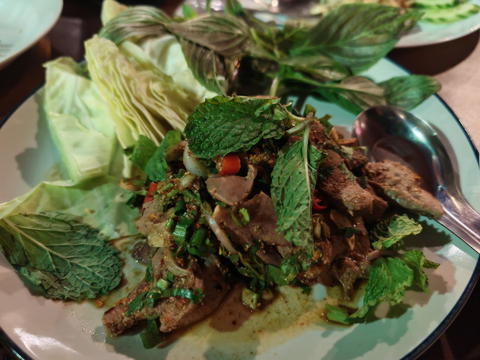 Chill Bar Lasalle_Lungkod Khao Kheow Srinakarin branch&#8217;s original jar-roasted chicken.