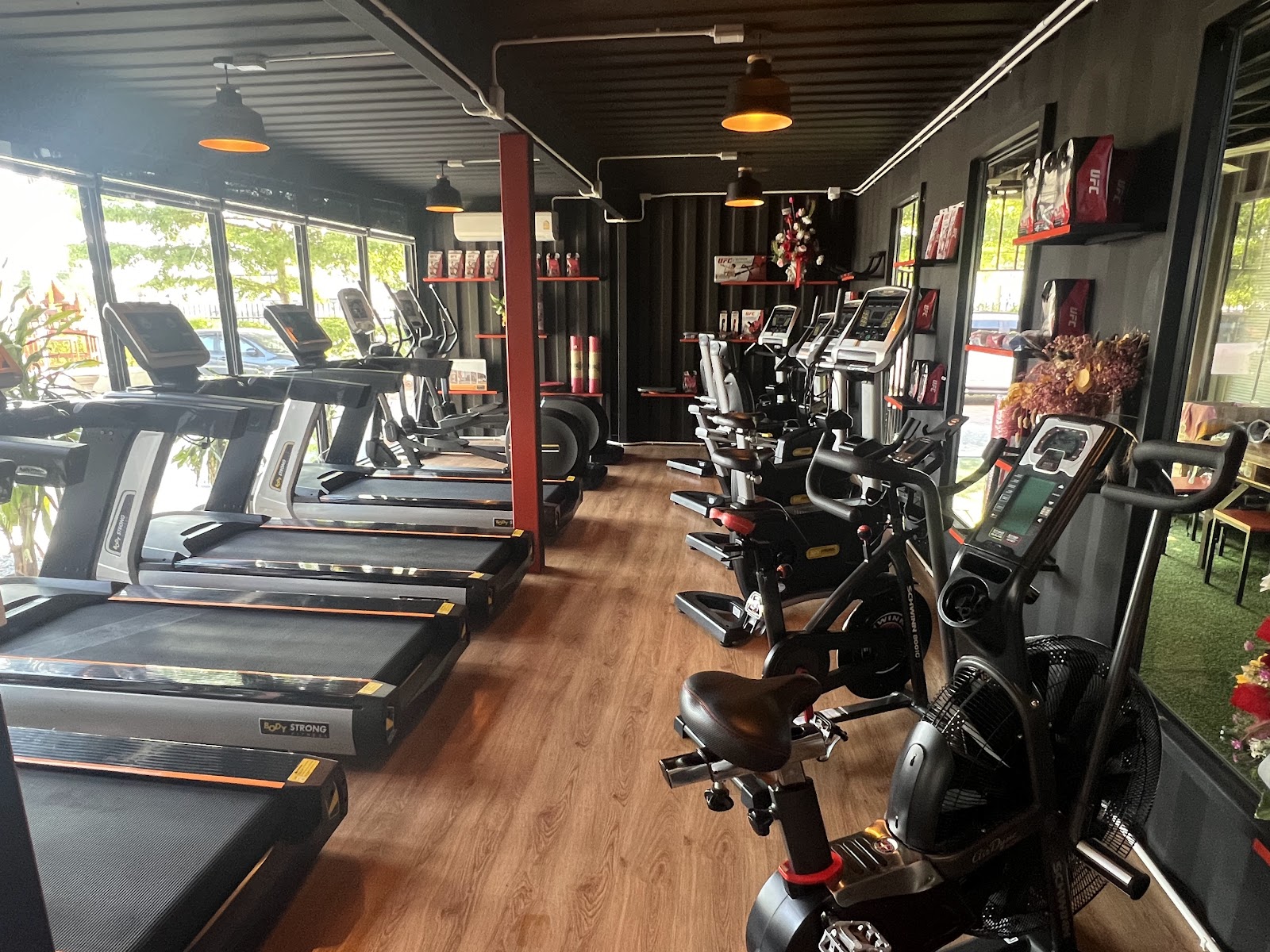 80 baht per fitness session