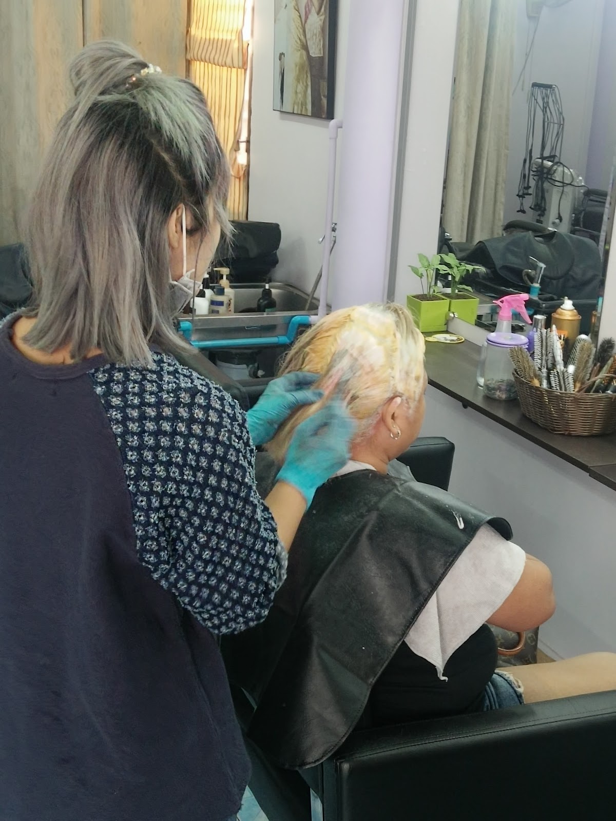 koi Beauty salon & focus coffee
