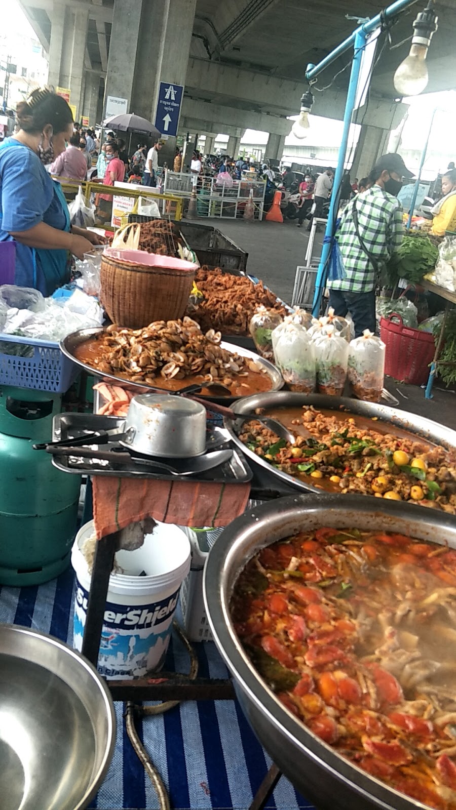 Maekop Fried Chicken Restaurant