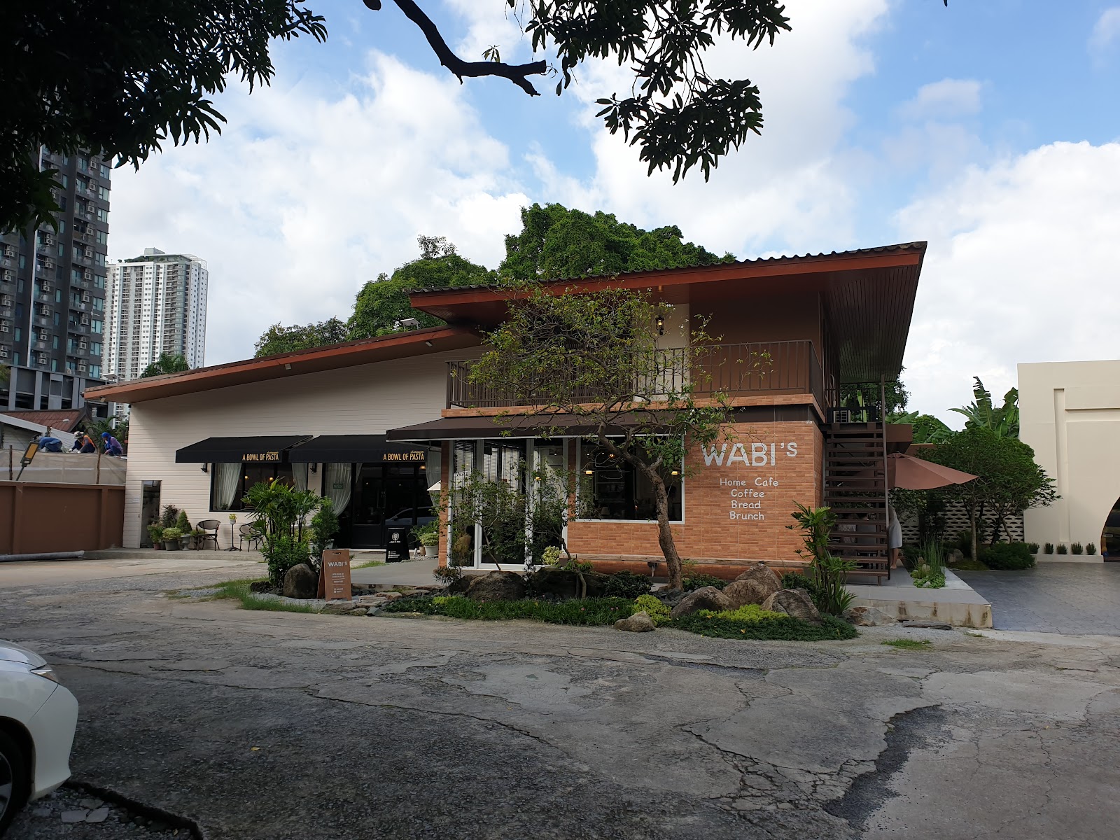 Wabi’s House Cafe