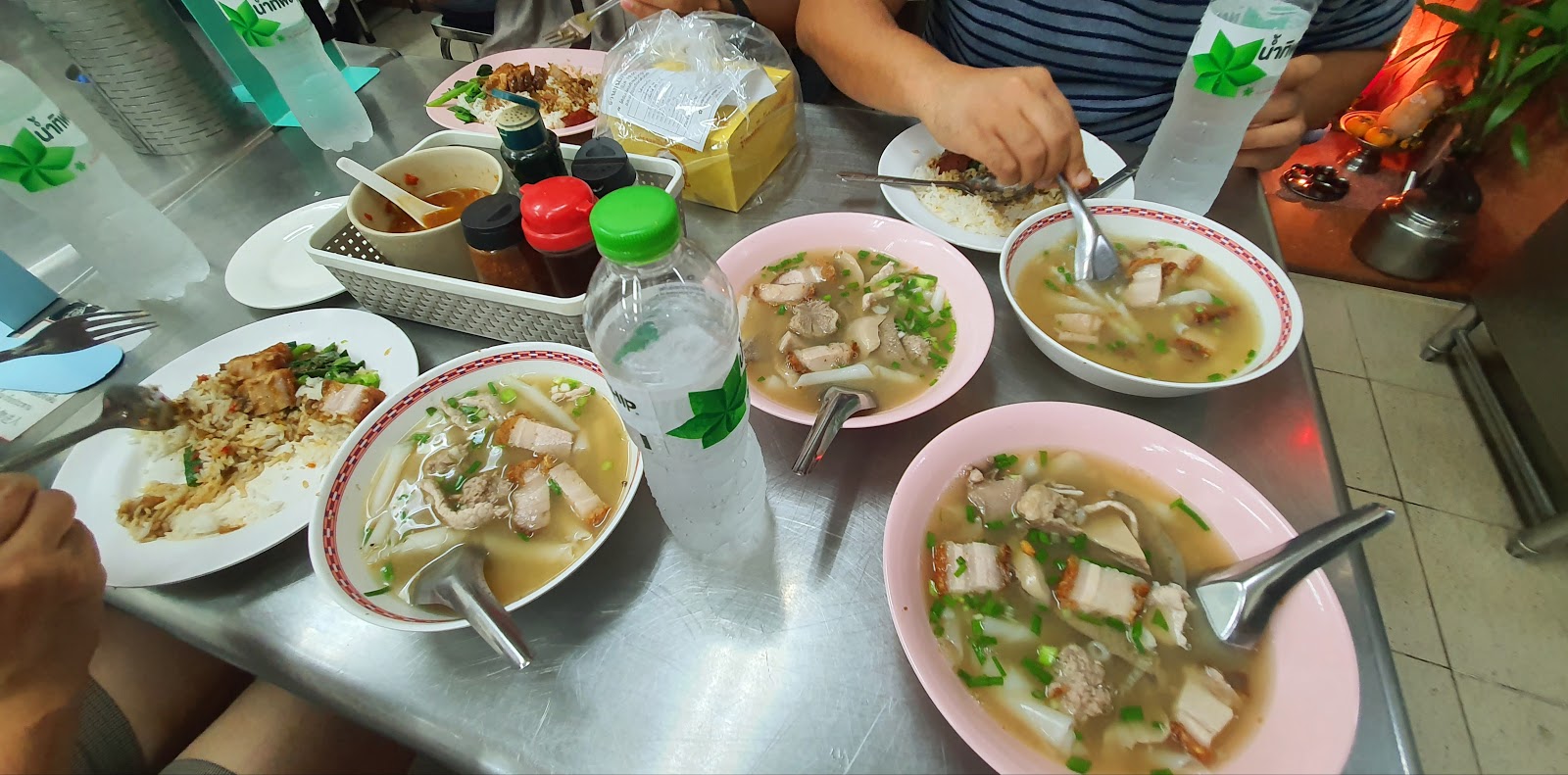 Kway Chap Nay Lek Uan