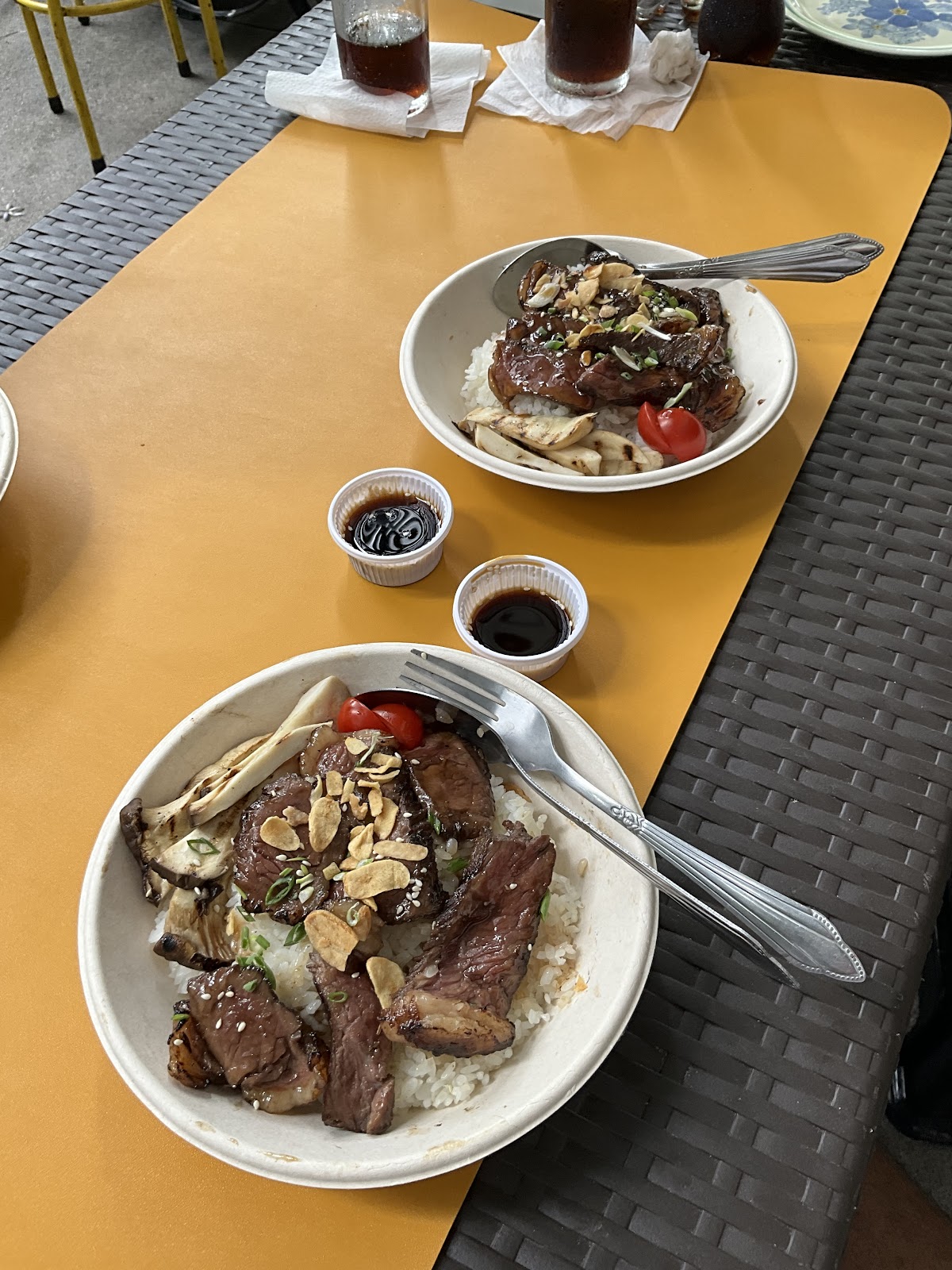 Noom Nua Om Grilled Beef Shop Soi Chin Puri 26