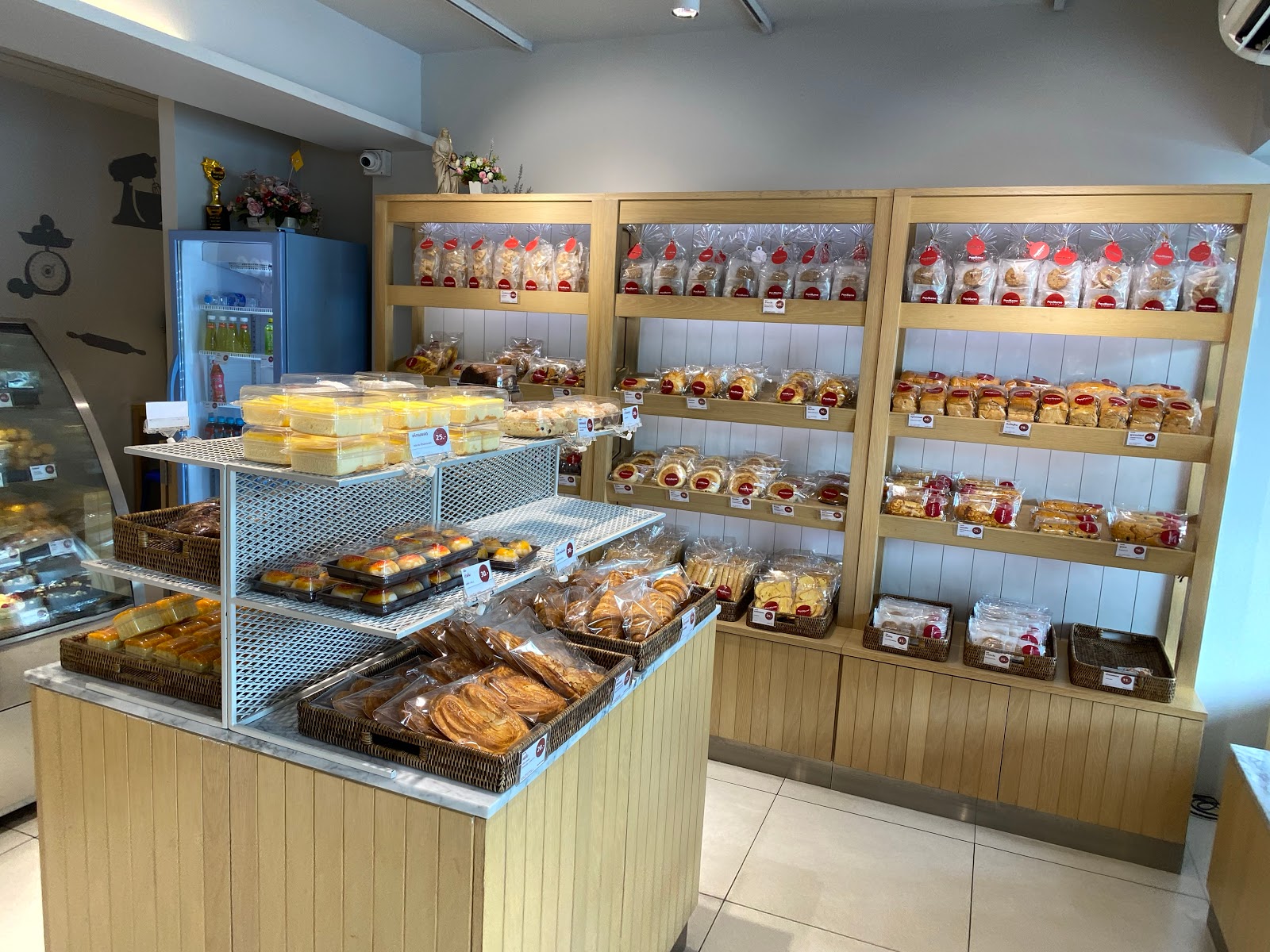 PonMaree Bakery @ Prachauthit