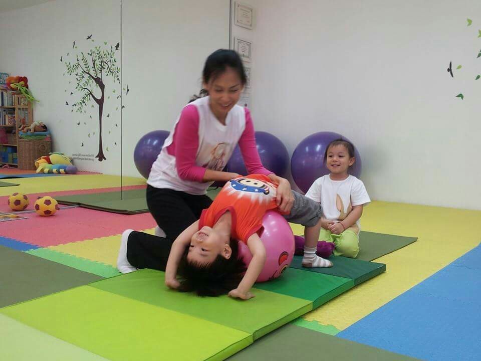 Kids Yoga Bangkok