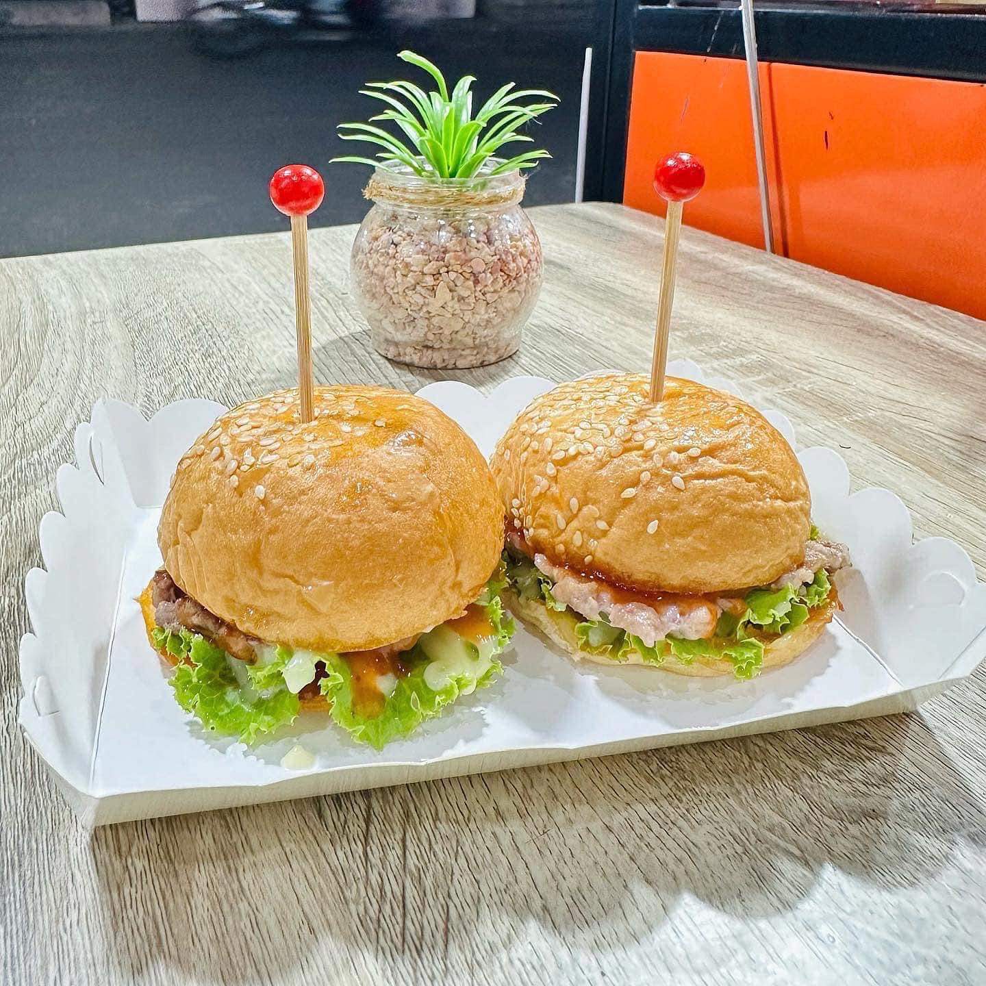 Baby Burger Ramkhamhaeng