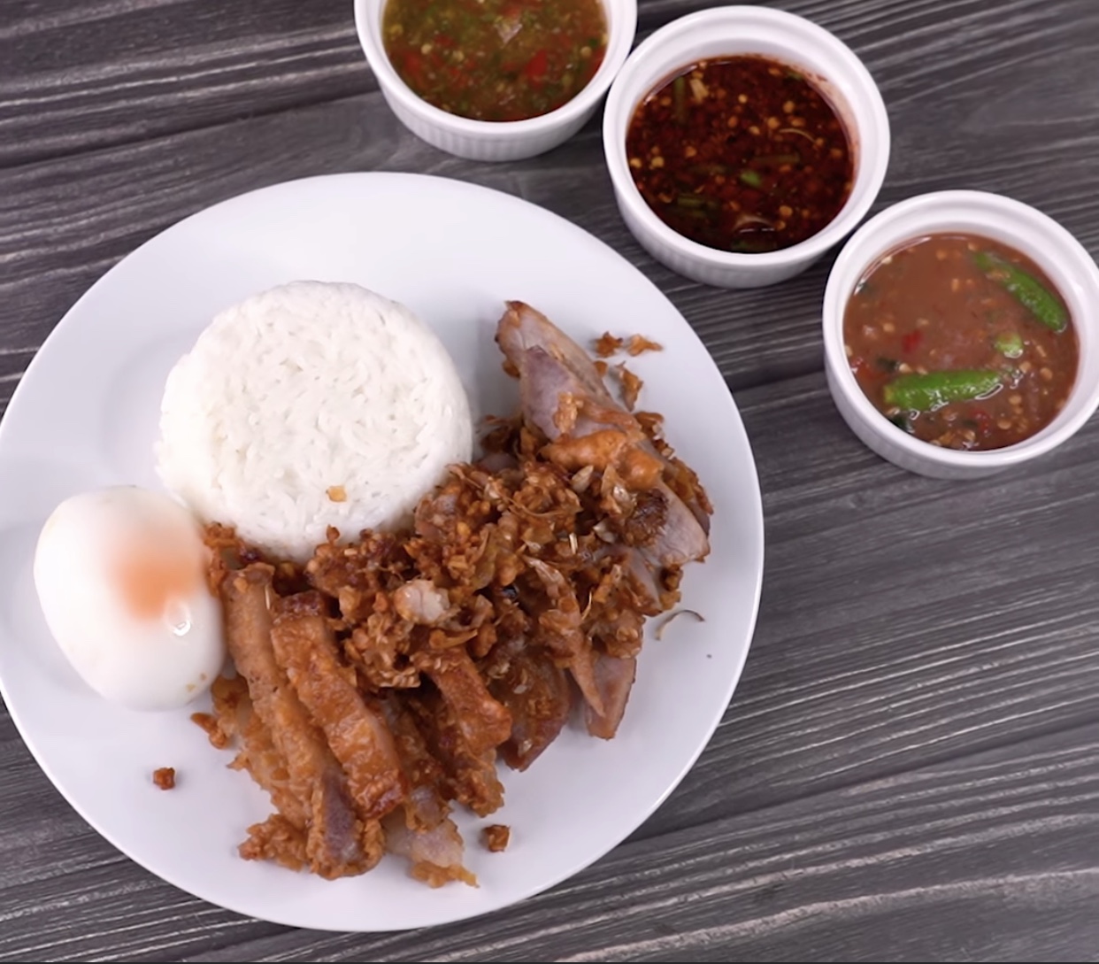 Hi Achen, stir-fried pork and egg