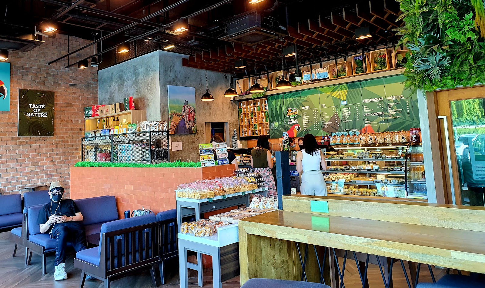 Cafe Amazon @ PTT, Ratchada Ramindra Road