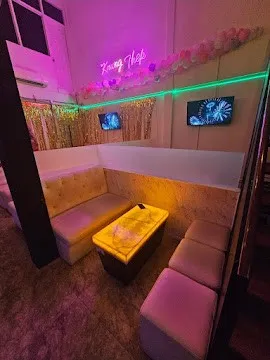 クルンテープ Krung Thep スナック カラオケ